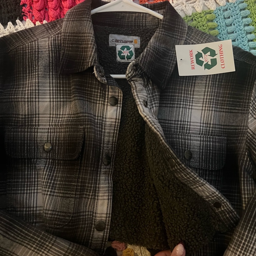 Carhartt Black and Gray Plaid Women's Utility Jacket - Picture 3 of 5